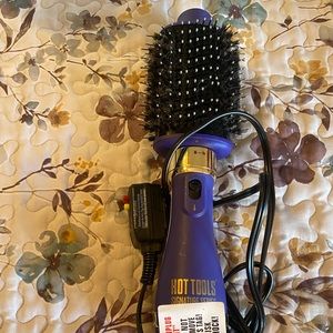 Hot tool straighting brash